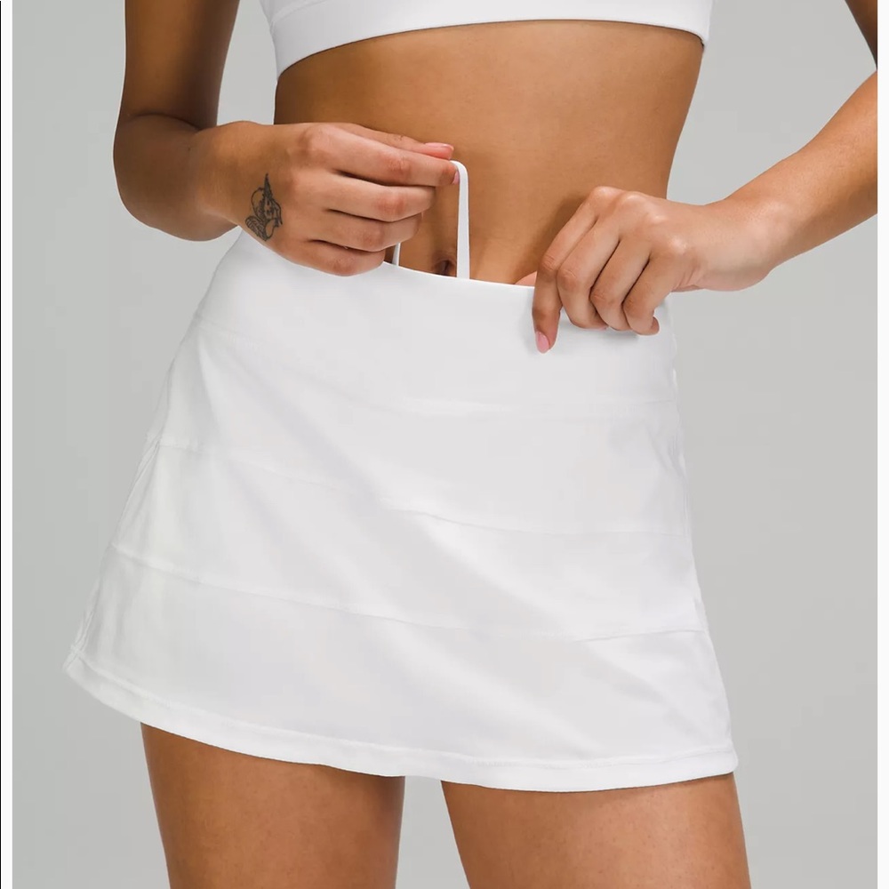 Lululemon pace rival tennis skirt